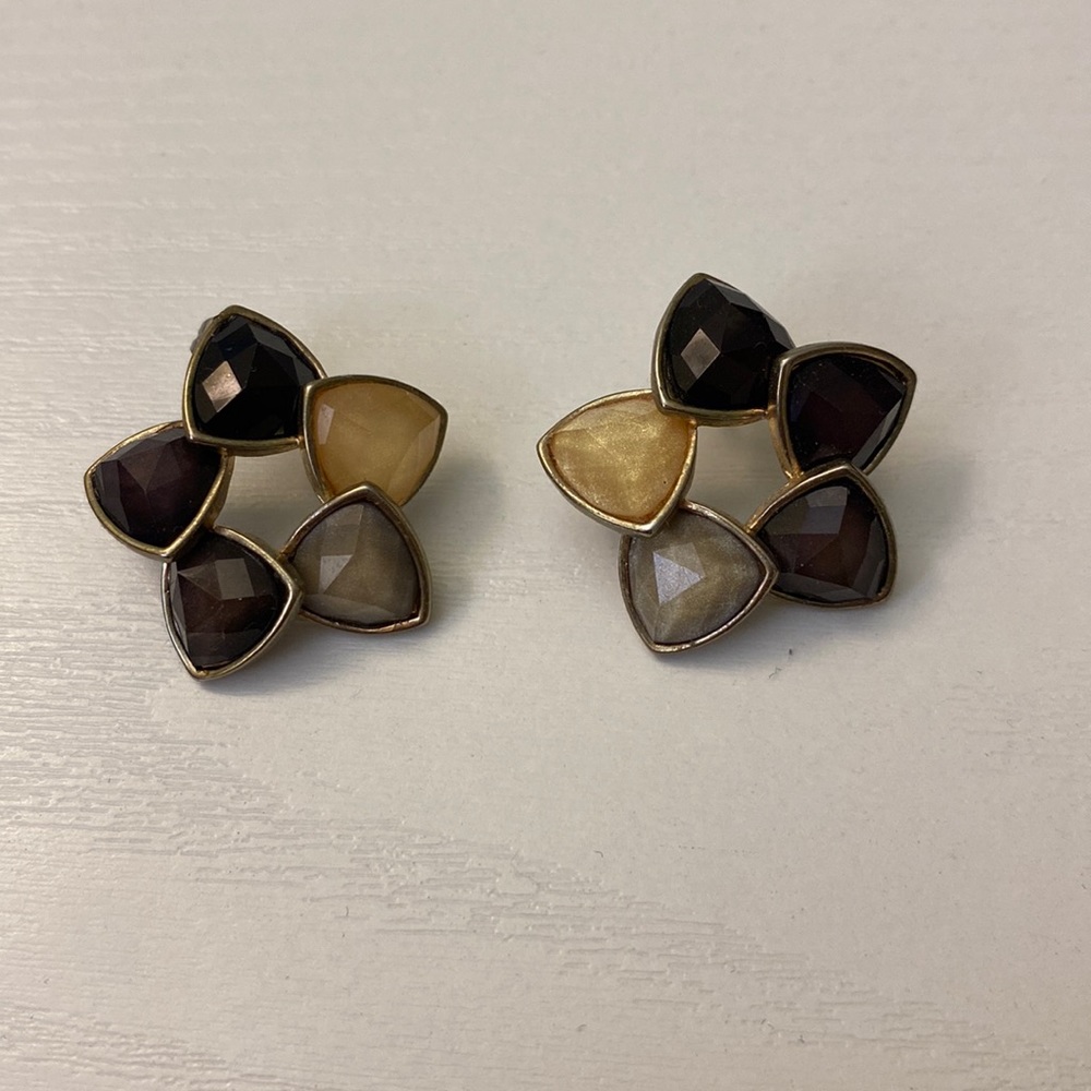 Vintage gold earrings with gems